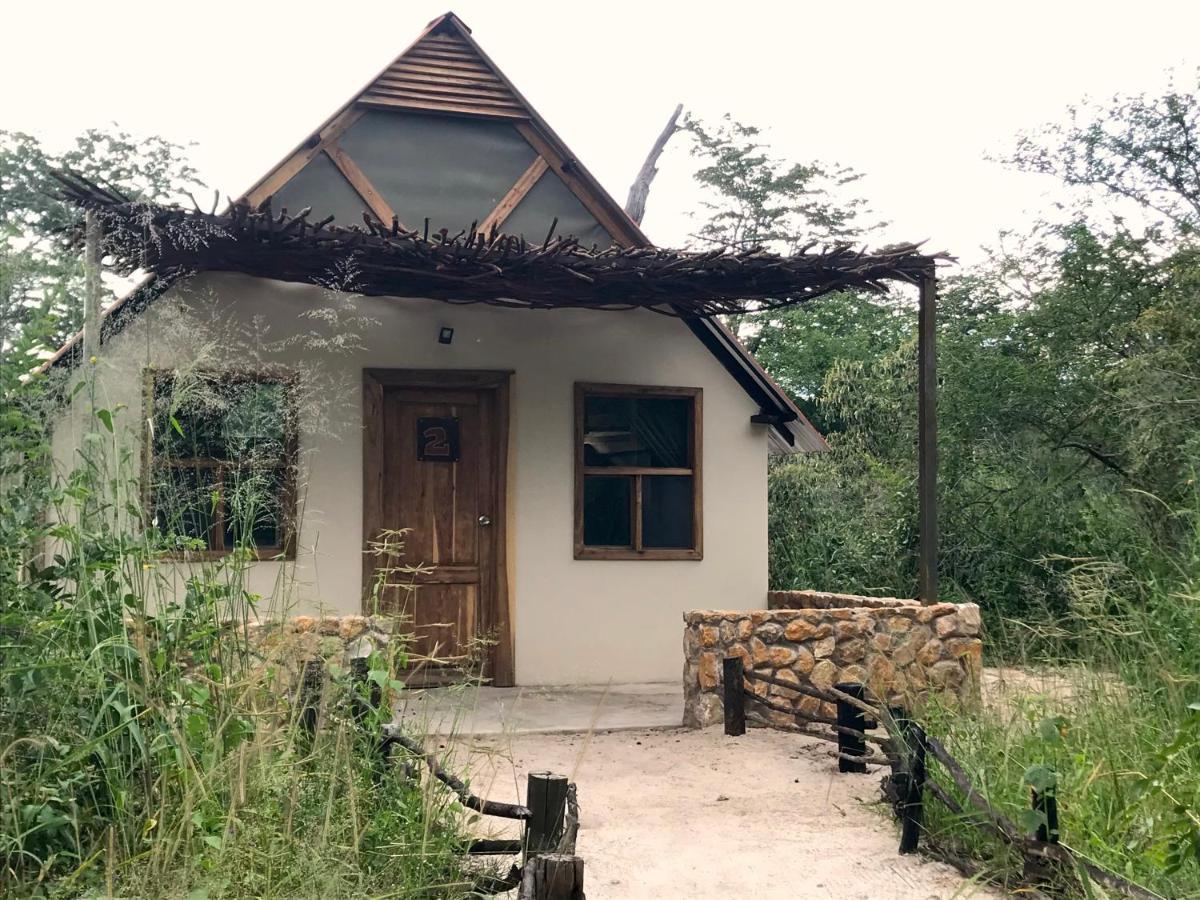 Gwango Heritage Resort Dete Exterior photo